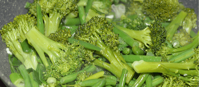 groene curry met broccoli