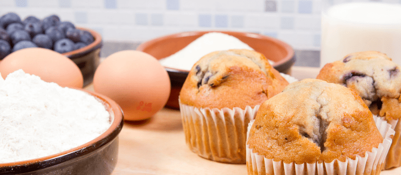 Blauwe bessen muffins maken