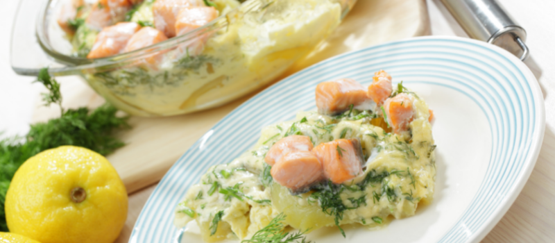 Hartige taart met zalm